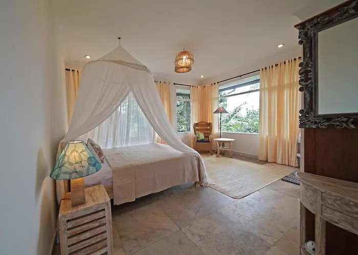 Affittacamere Surf Hut's 3*
