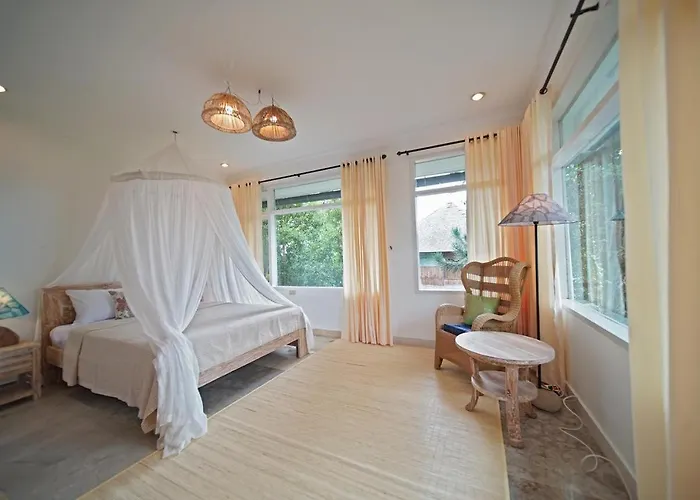 Surf Hut's Affittacamere 3*