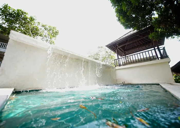 Surf Hut's 3* Canggu