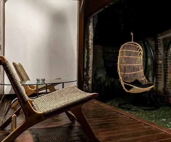 Surf Hut's 3* Canggu